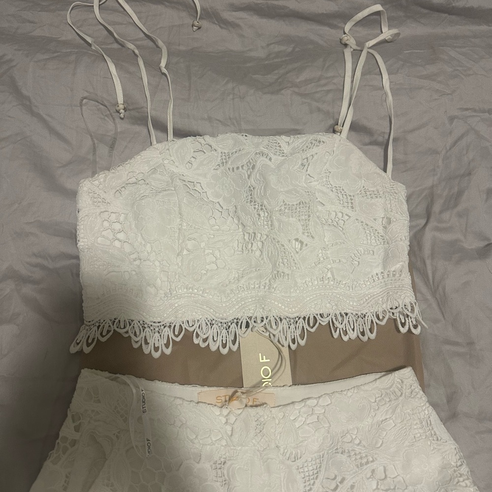 Studio White Lace Chemise